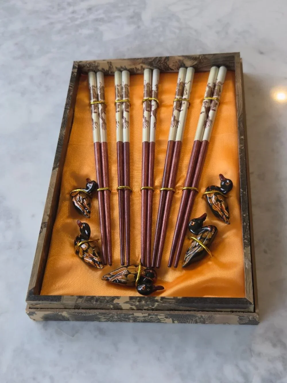CHOPSTICKS, VINTAGE GIFT BOX FROM CHINA CONTAINS CHOPSTICKS AND RESTS
